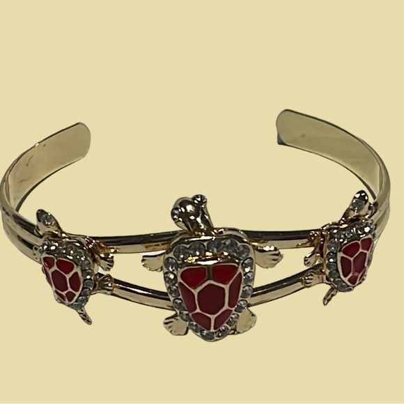 Turtle Cuff Bracelet with Movable Tail, Legs and Head - Picture 1 of 6